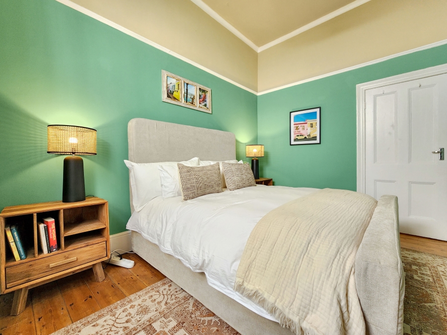 To Let 2 Bedroom Property for Rent in Vredehoek Western Cape
